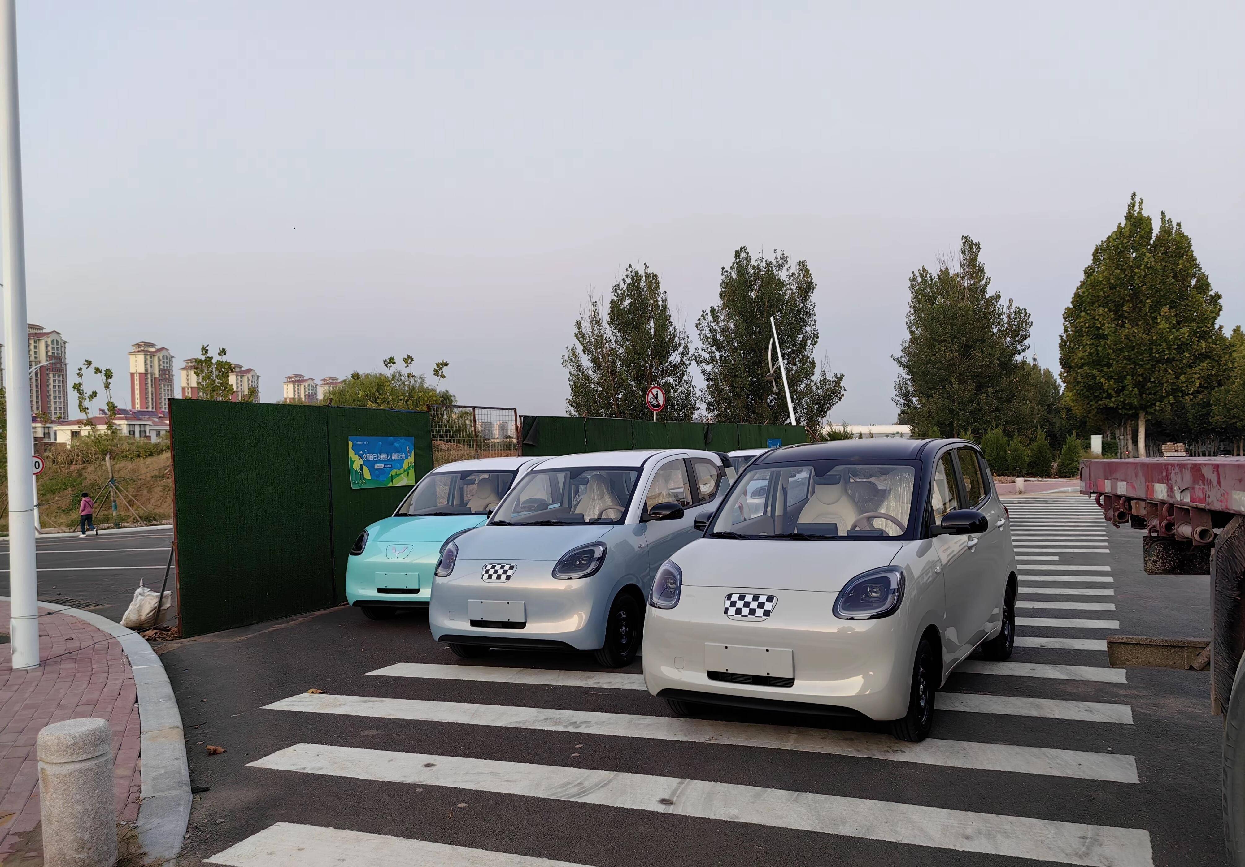 售价低于5万 五菱宏光MINIEV四门版即将上市