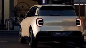 慕尼黑工厂全面电动化,但宝马还没放弃燃油车