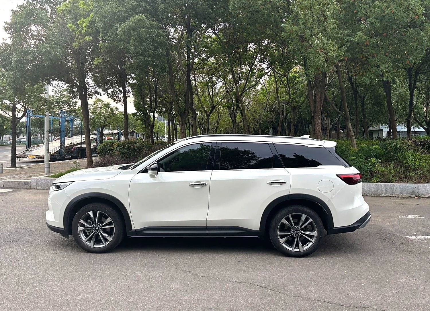 新款英菲尼迪QX60谍照曝光 2026年初亮相