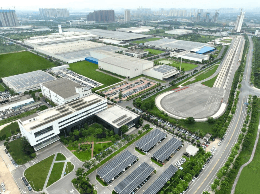 岚图汽车第20万辆整车下线