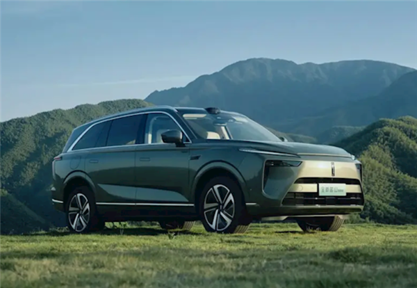 元戎启行与高通达成技术合作,基于骁龙平台发布高阶智驾