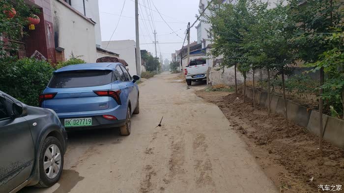 押注海外市场 哪吒汽车在“泥潭”中突围？