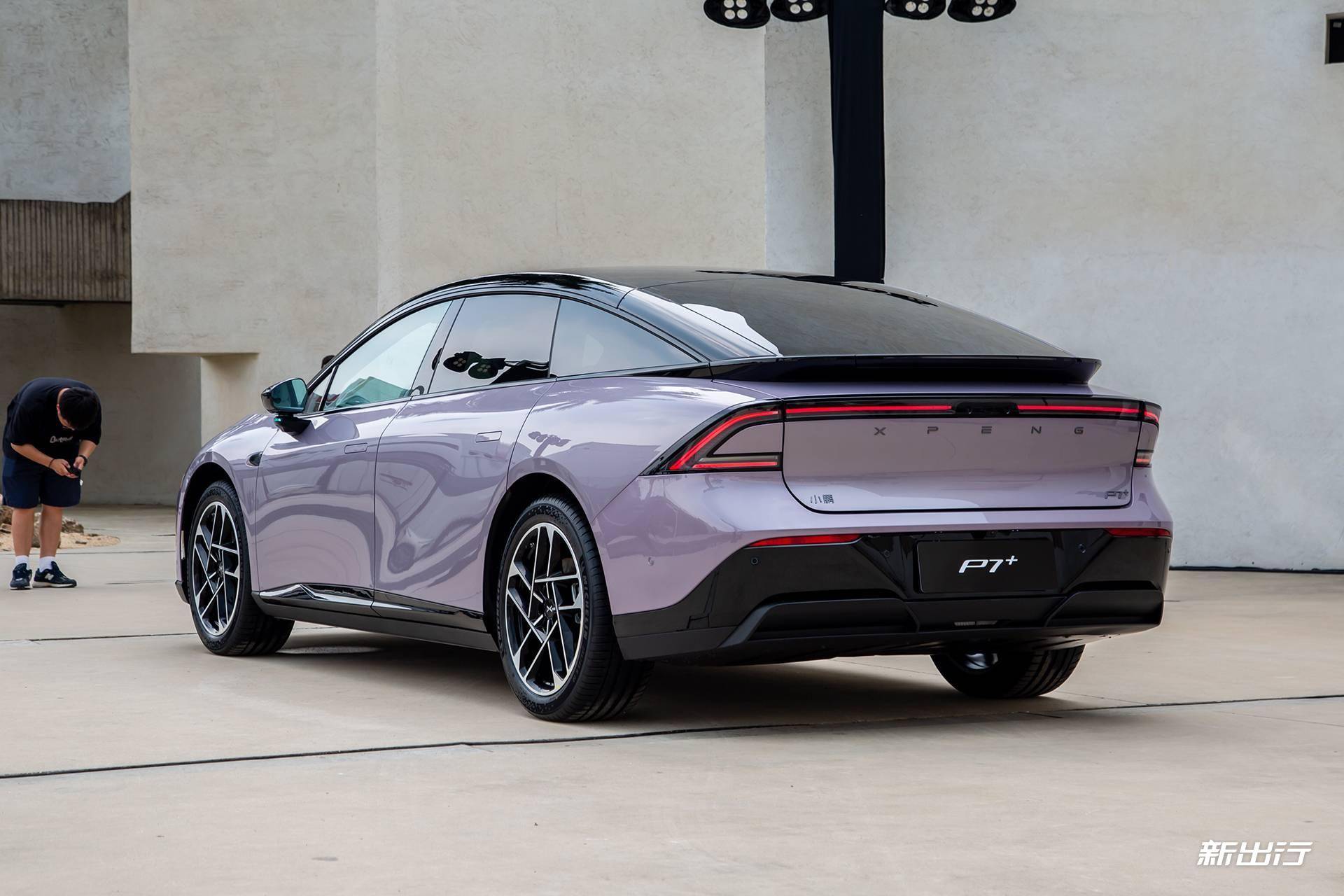 AI汽车再进阶，小鹏P7+超长续航Max旗舰版重磅上市，官方建议零售价20.88万元