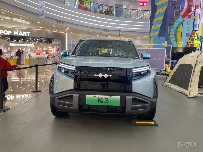 主打轻越野还兼顾家用，方程豹钛3要动谁的蛋糕？