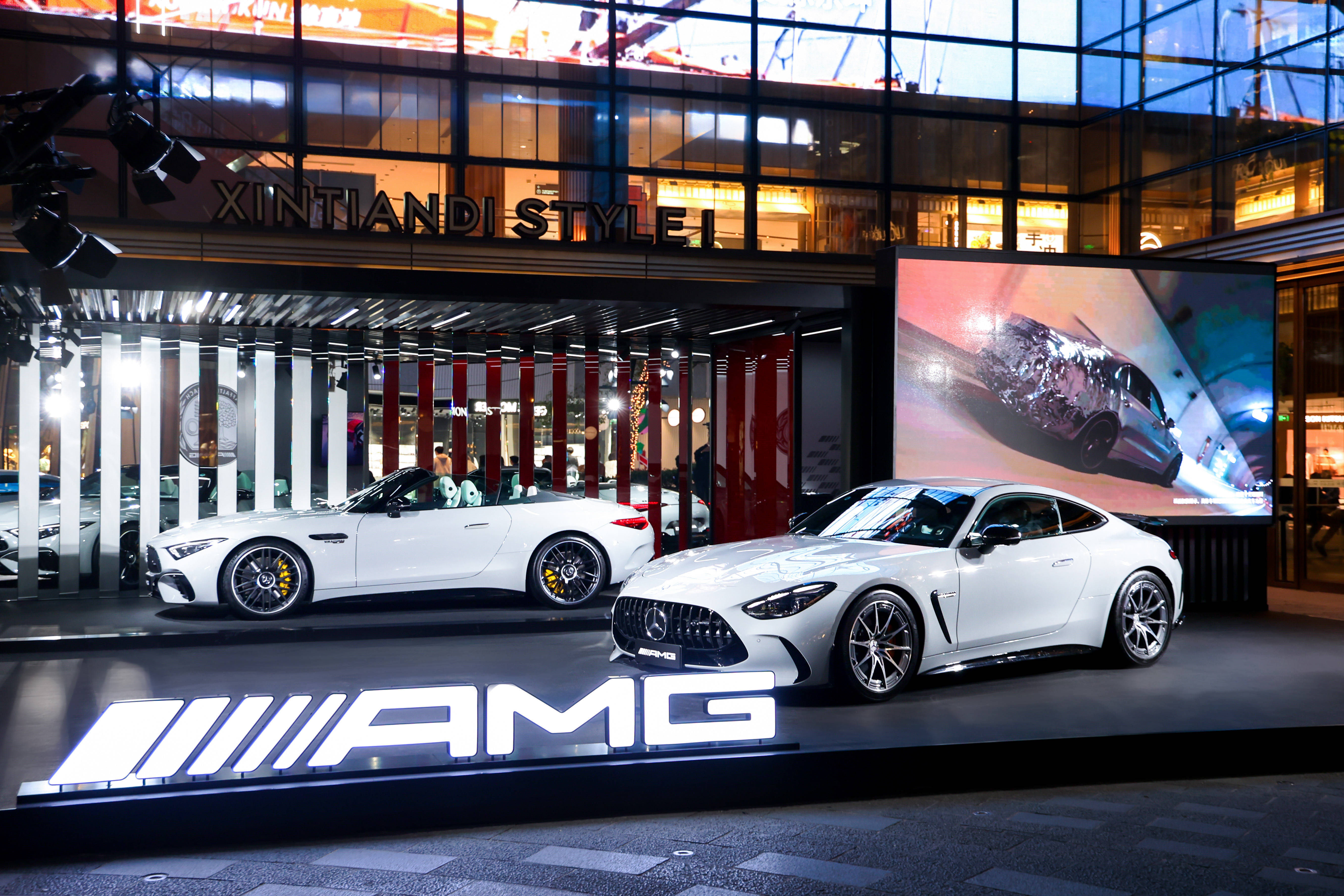 800V架构打造 梅赛德斯-AMG全新电动车谍照