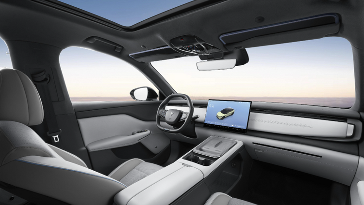 极星汽车向特斯拉车主提供高达2万美元折扣 一季度交付量增长76%