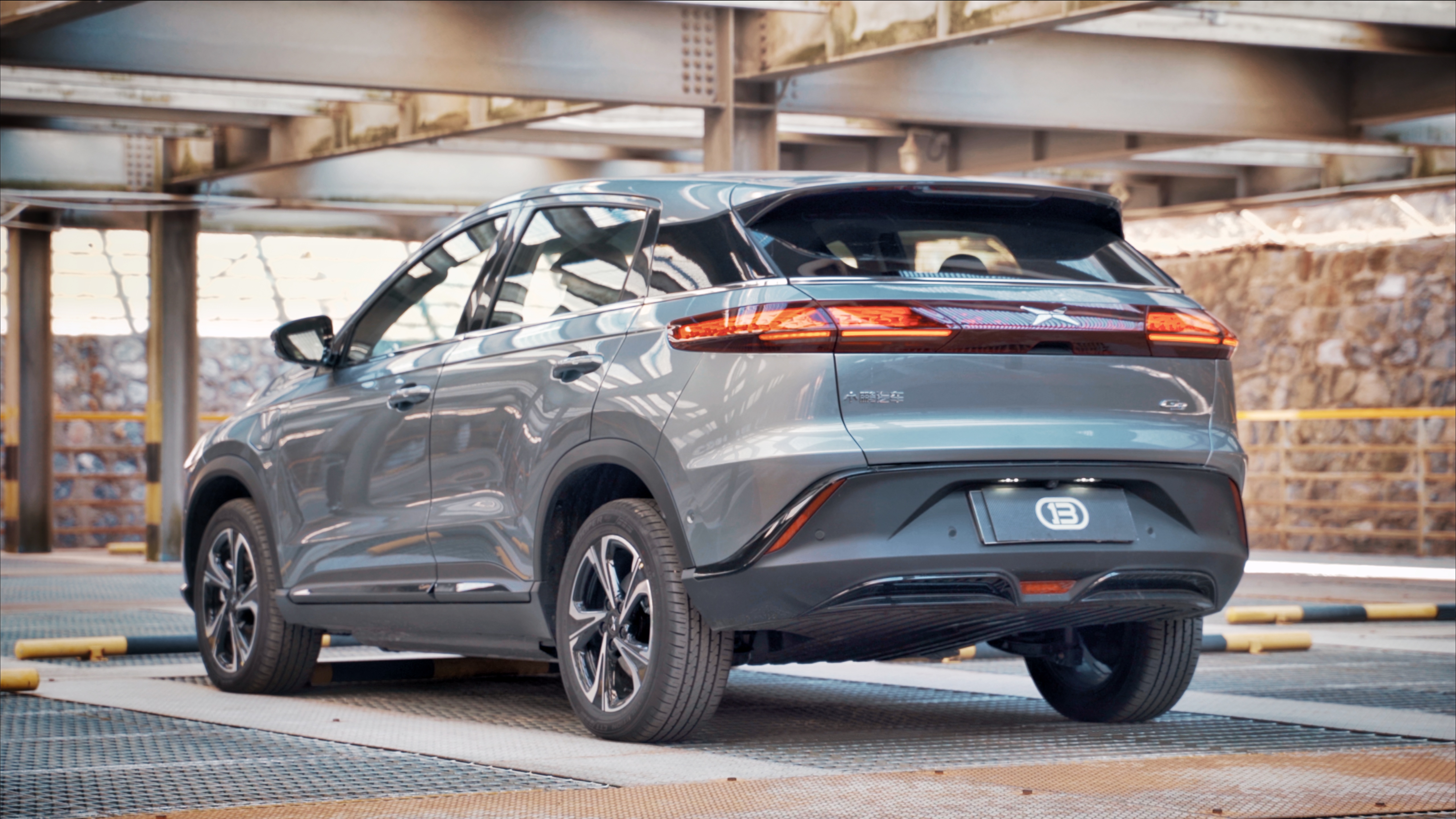 Polytron将发布印尼首款电动汽车G3