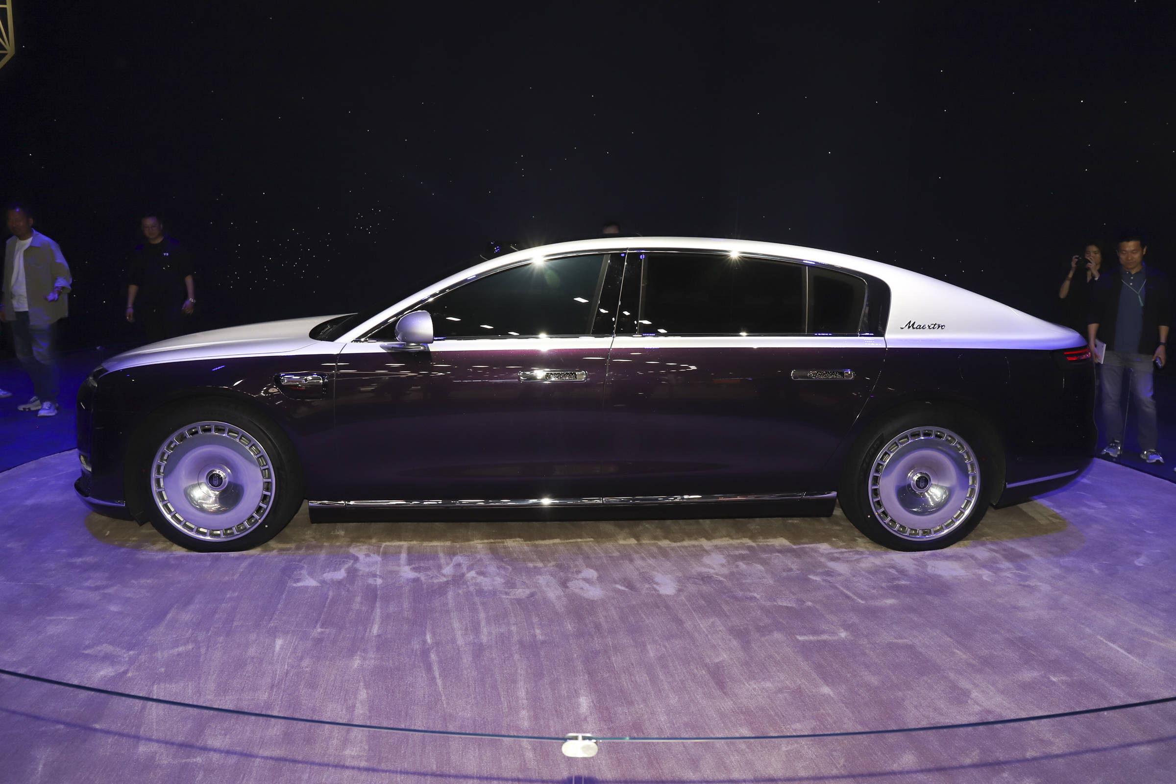 百万豪车一天1600单,尊界S800有资格重构全球豪车话语权吗?