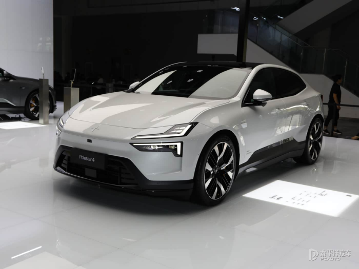 2025款极星4上市 售价33.8-39.8万元