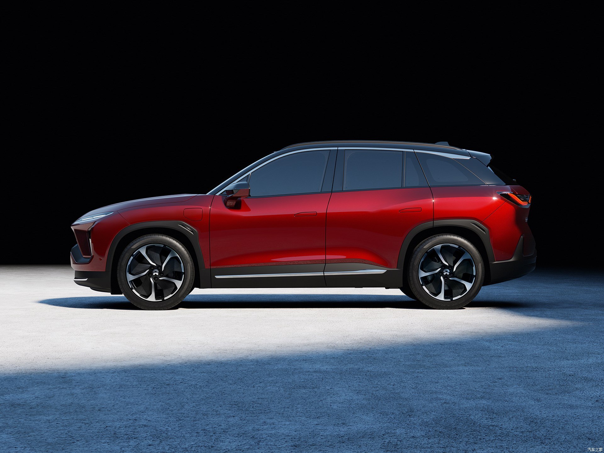 没涨价的新款ES6,还能成为蔚来的销量扛把子吗