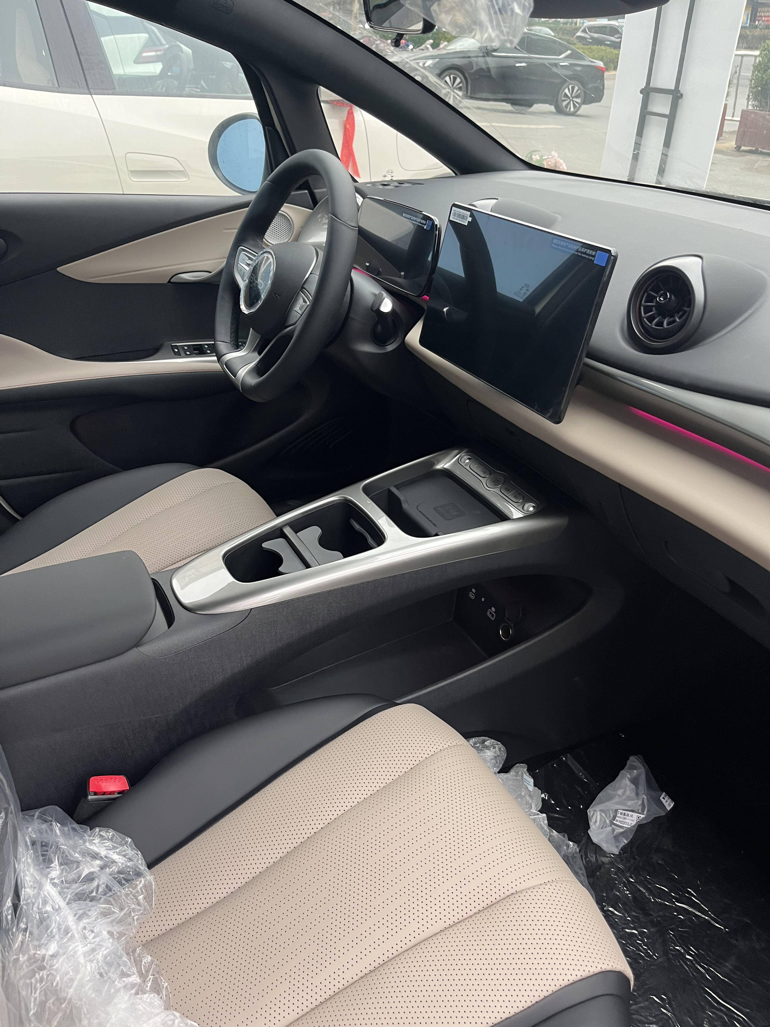 比亚迪海豚智驾版限时一口价7.78万元