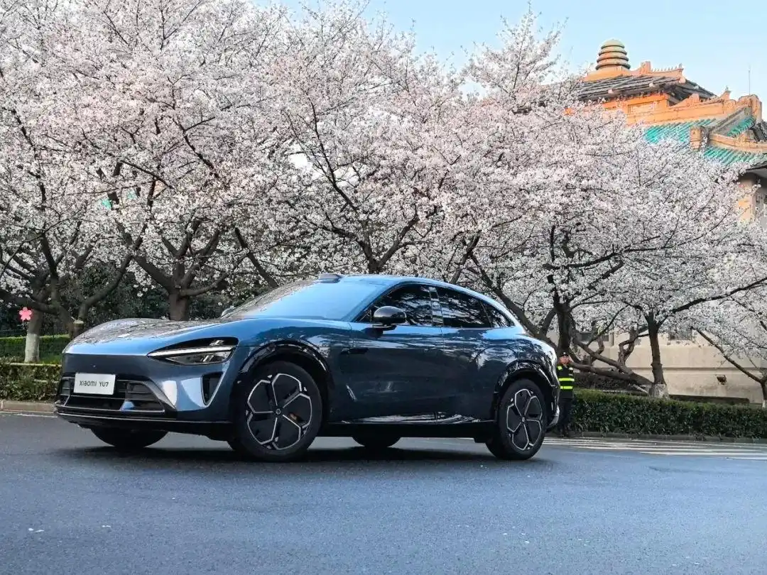 YU7能否复制SU7的成功?雷军:相比SU7,YU7更加出圈