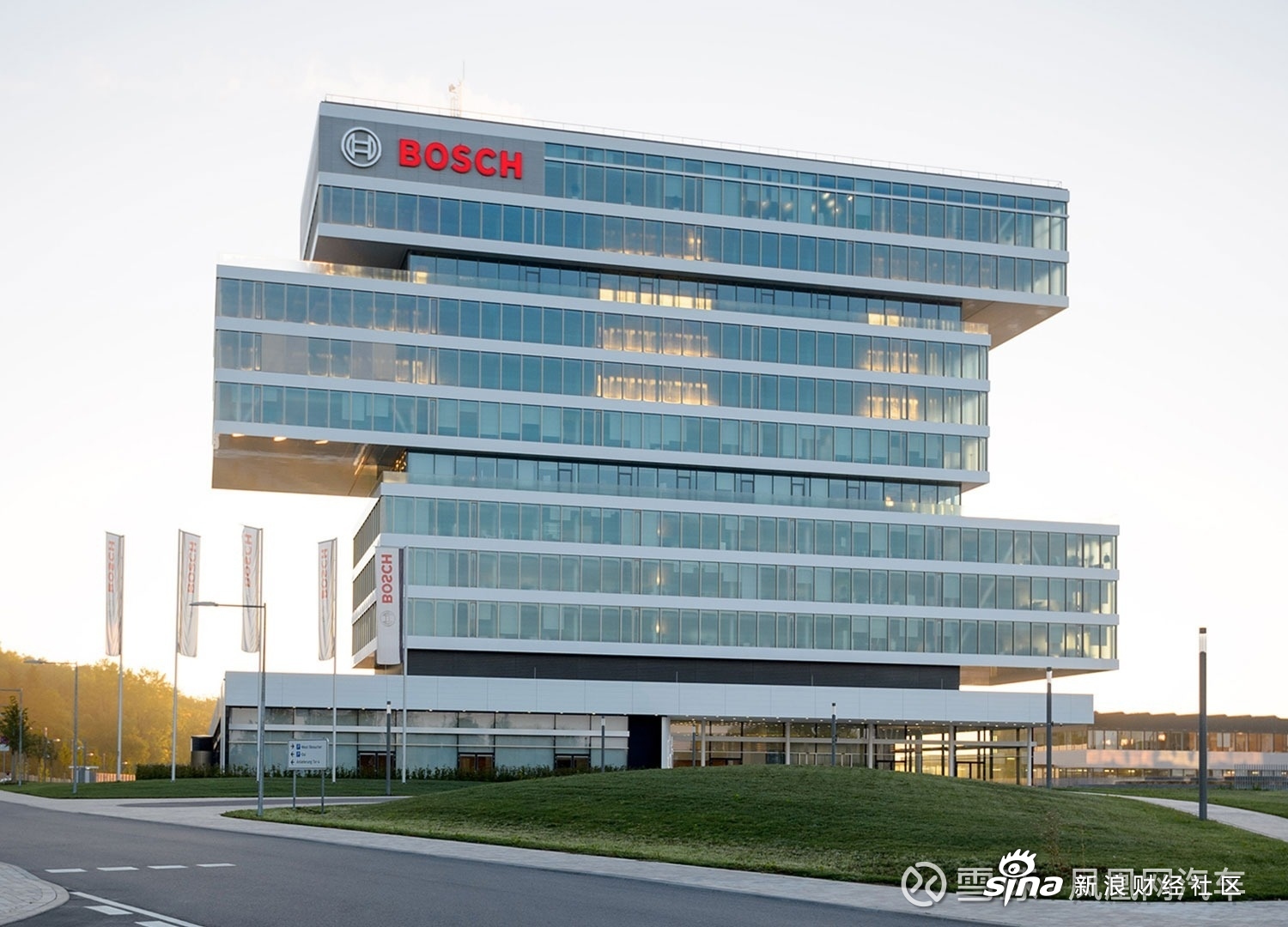 成本转嫁还是合理分担?“智驾险”争发争议