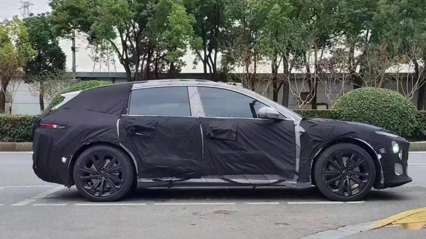 蔚来ET5T和极氪007GT，谁才是30万内最美旅行车？
