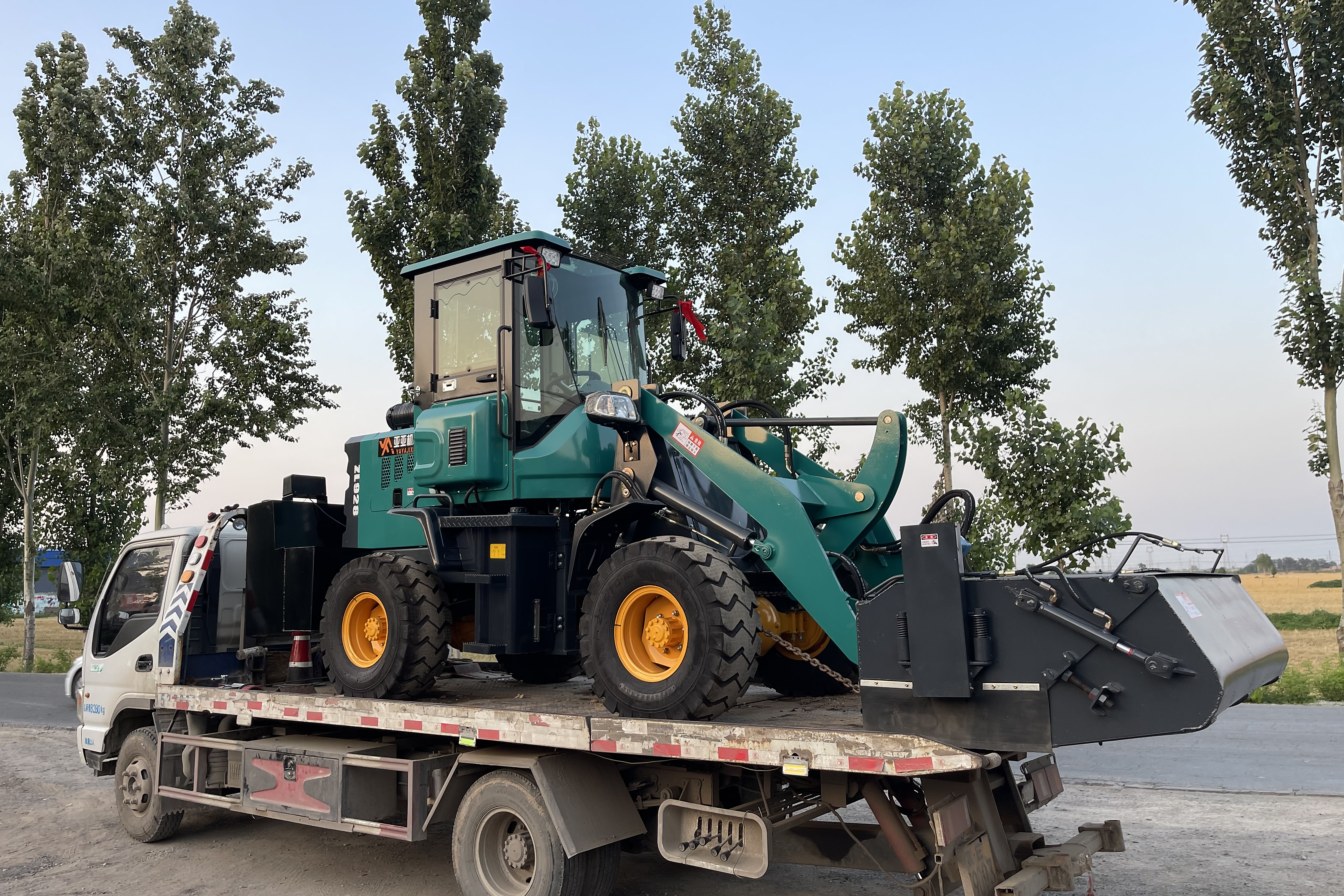 从毫米波到UWB：加特兰双技术引擎驱动汽车感知通信革命