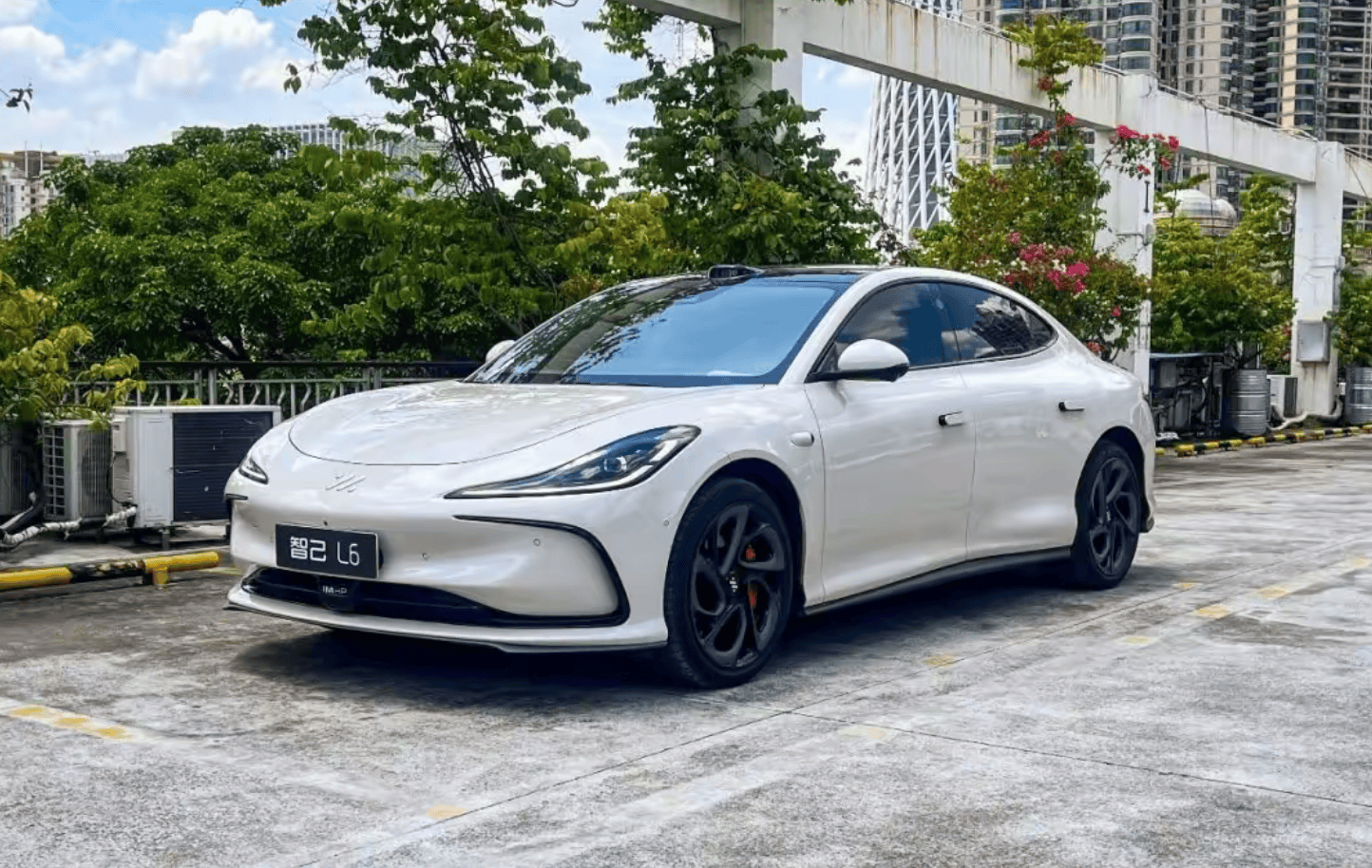 智己汽车7月交付7027台，同比、环比均稳健增长