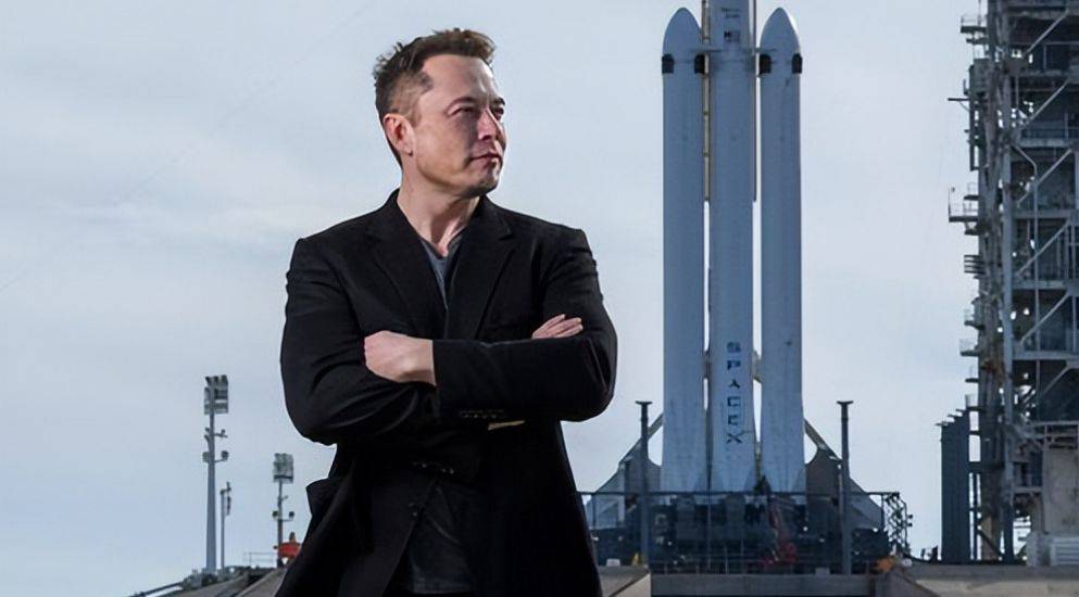 特朗普：希望马斯克及其公司在美国蓬勃发展