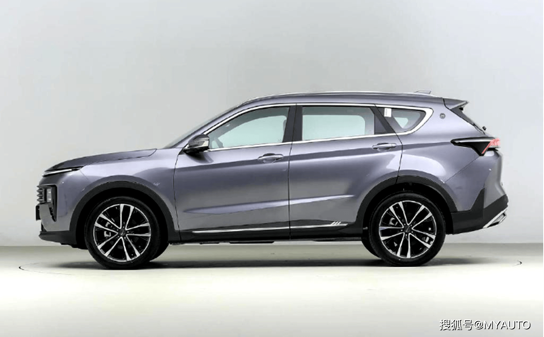 提供两种动力可选 捷途X70L实车曝光