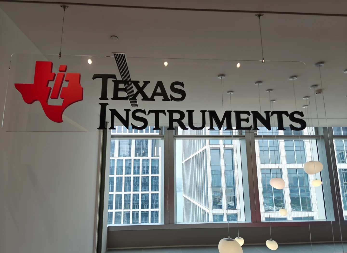 预约直播｜2025德州仪器汽车电子线下研讨会