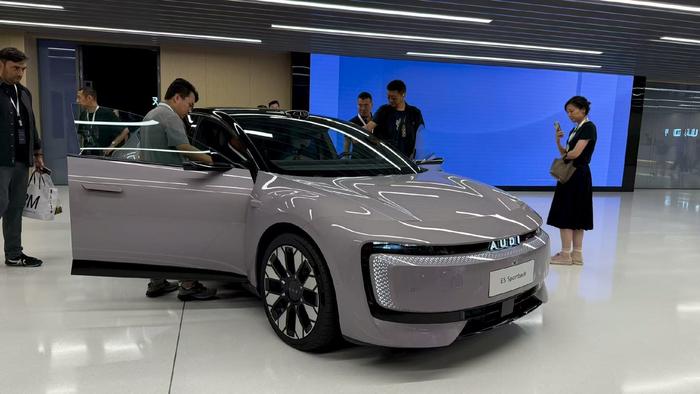 奥迪 E5 Sportback开启预售，限时23.59万元起