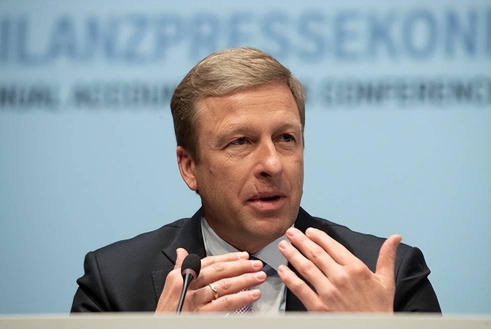 宝马CEO:欧美有望就进口汽车关税达成可控协议