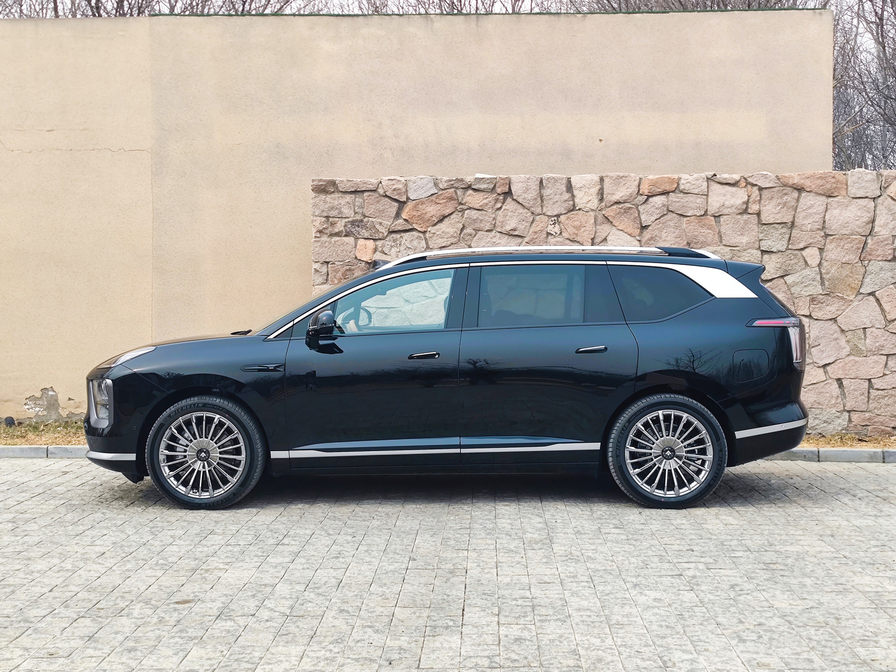 搭载星源增程 广汽昊铂HL增程将于今日上市