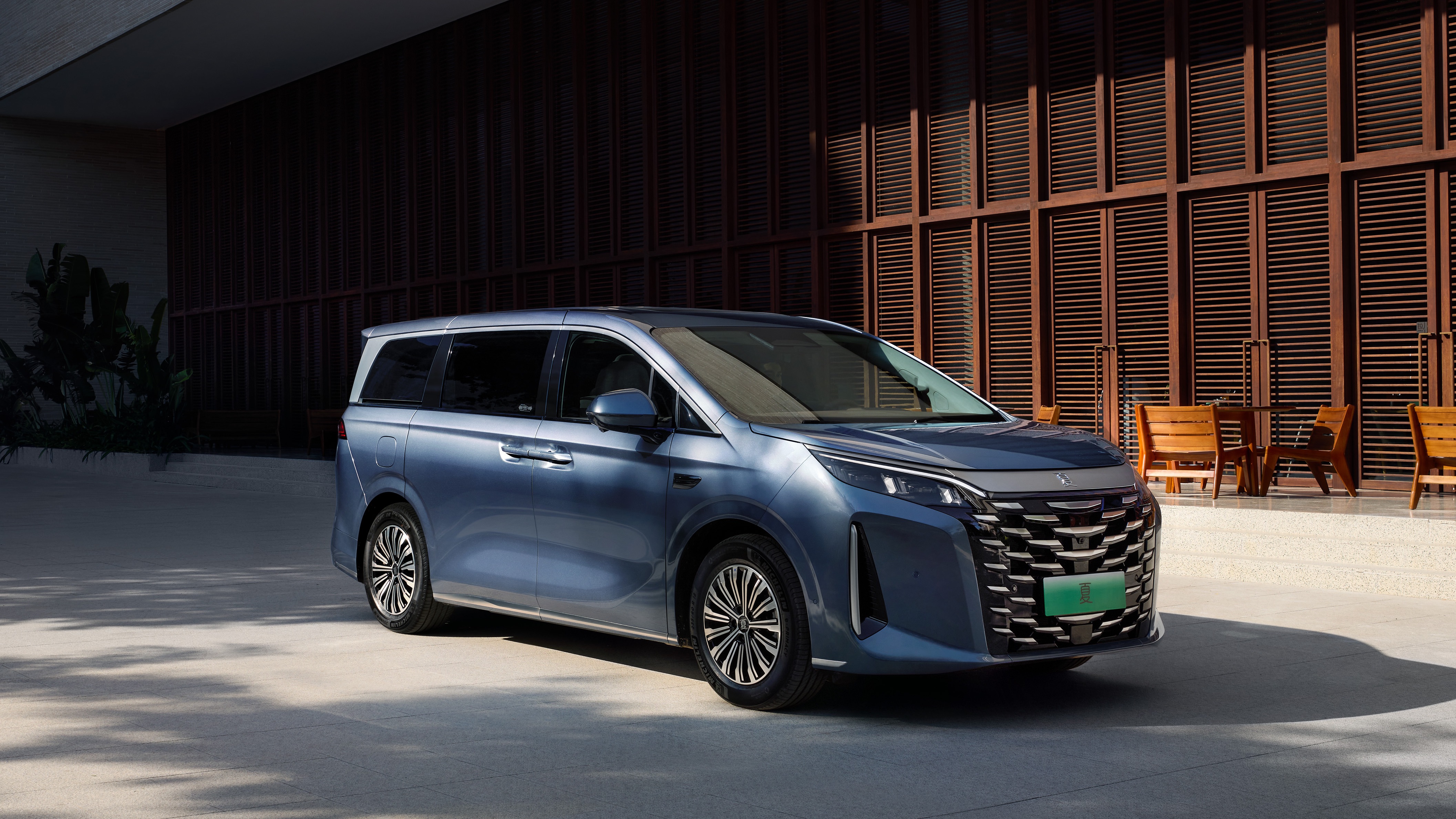 30.98万元起！腾势D9新品上市，旗舰之上再造至尊！