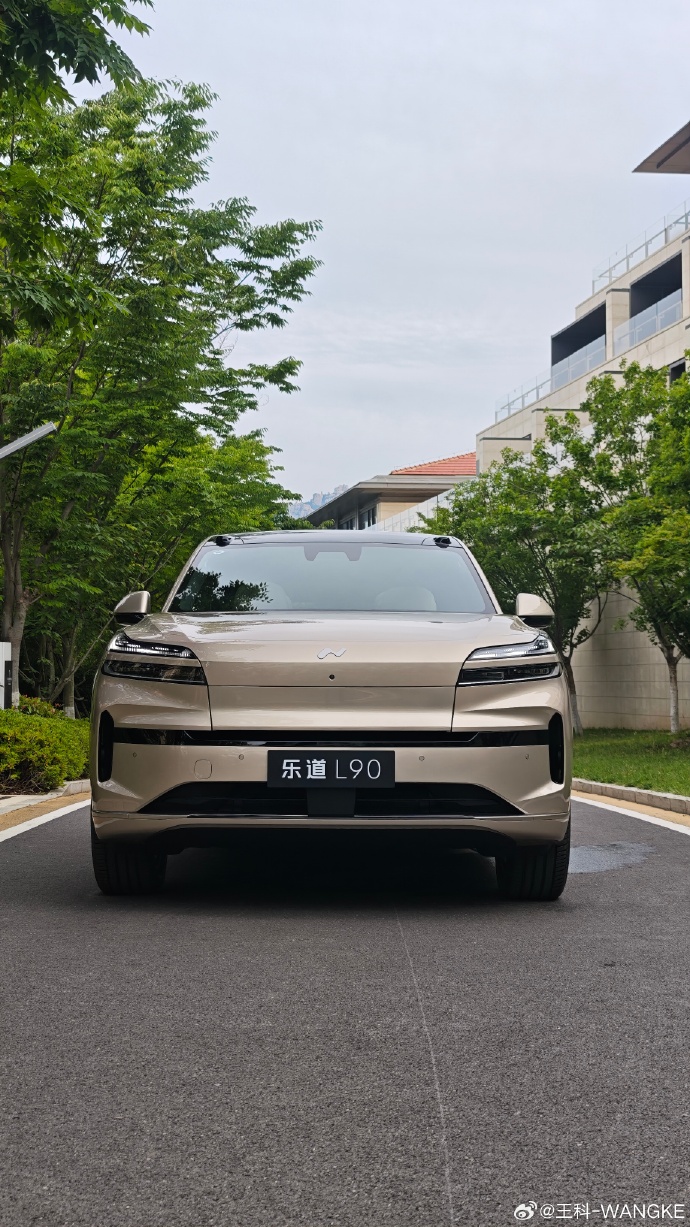 蔚来8月交付量破3万，乐道L90成爆款单品