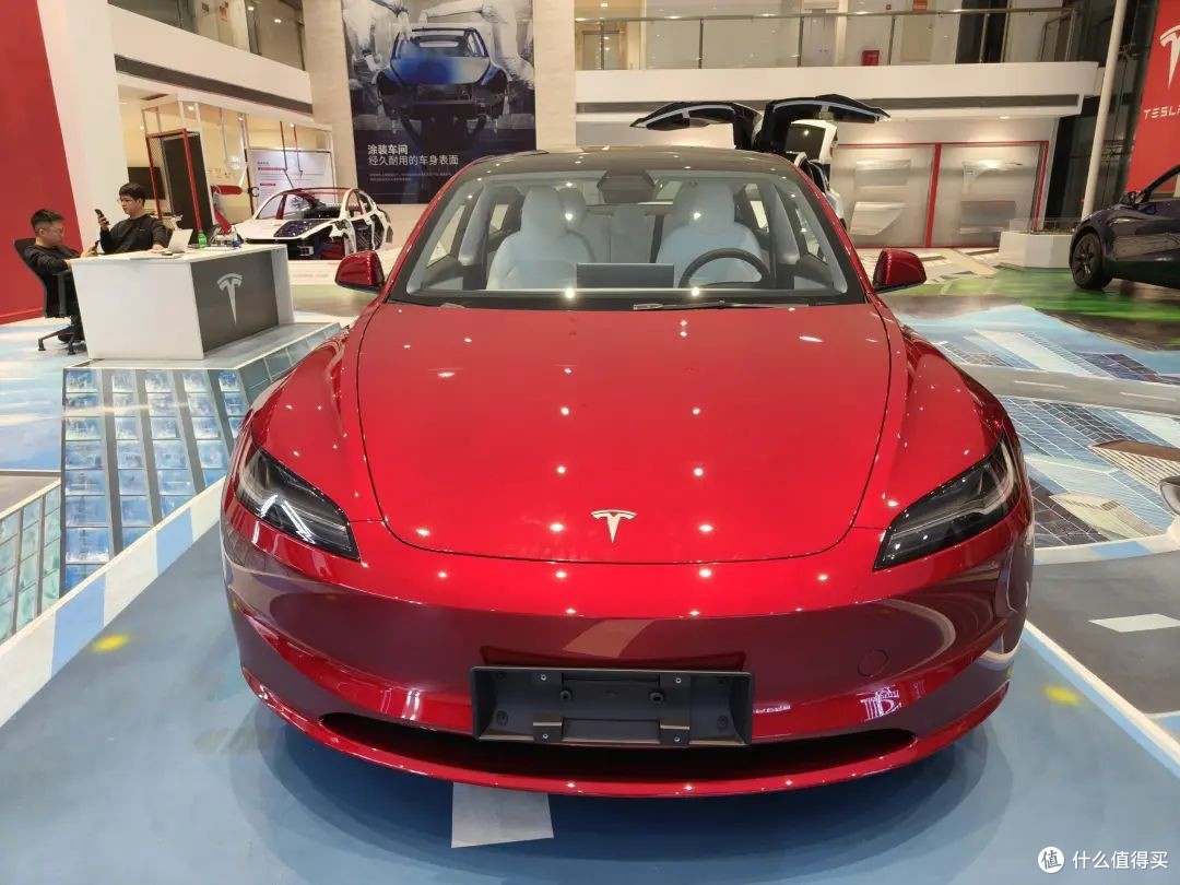 传统豪华车,不香了?