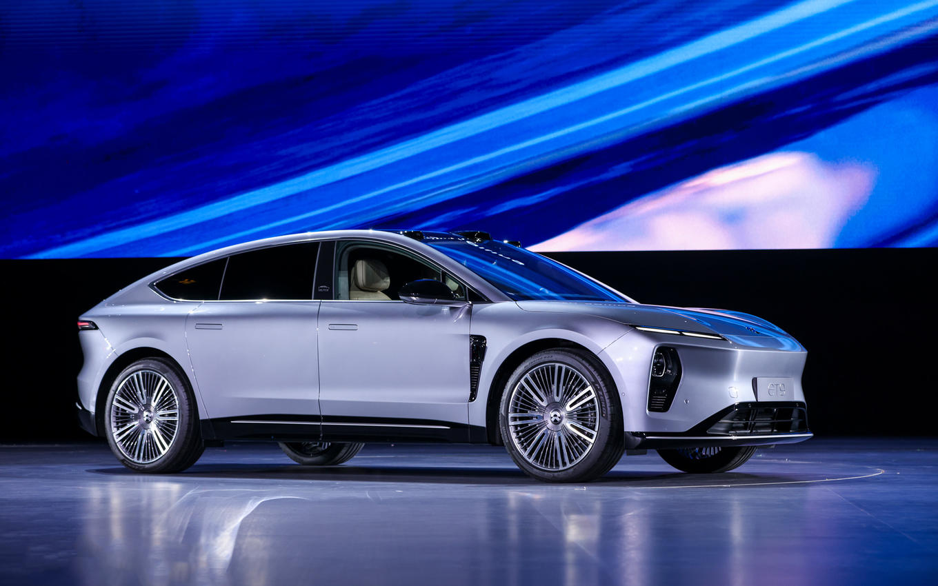 蔚来2025 NIO Day：新ES8价格再降1万，ET9推出地平线特别版