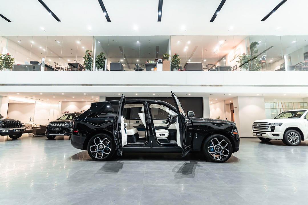 售价45.59万起，“杭州湾库里南”上市13分钟大定破万