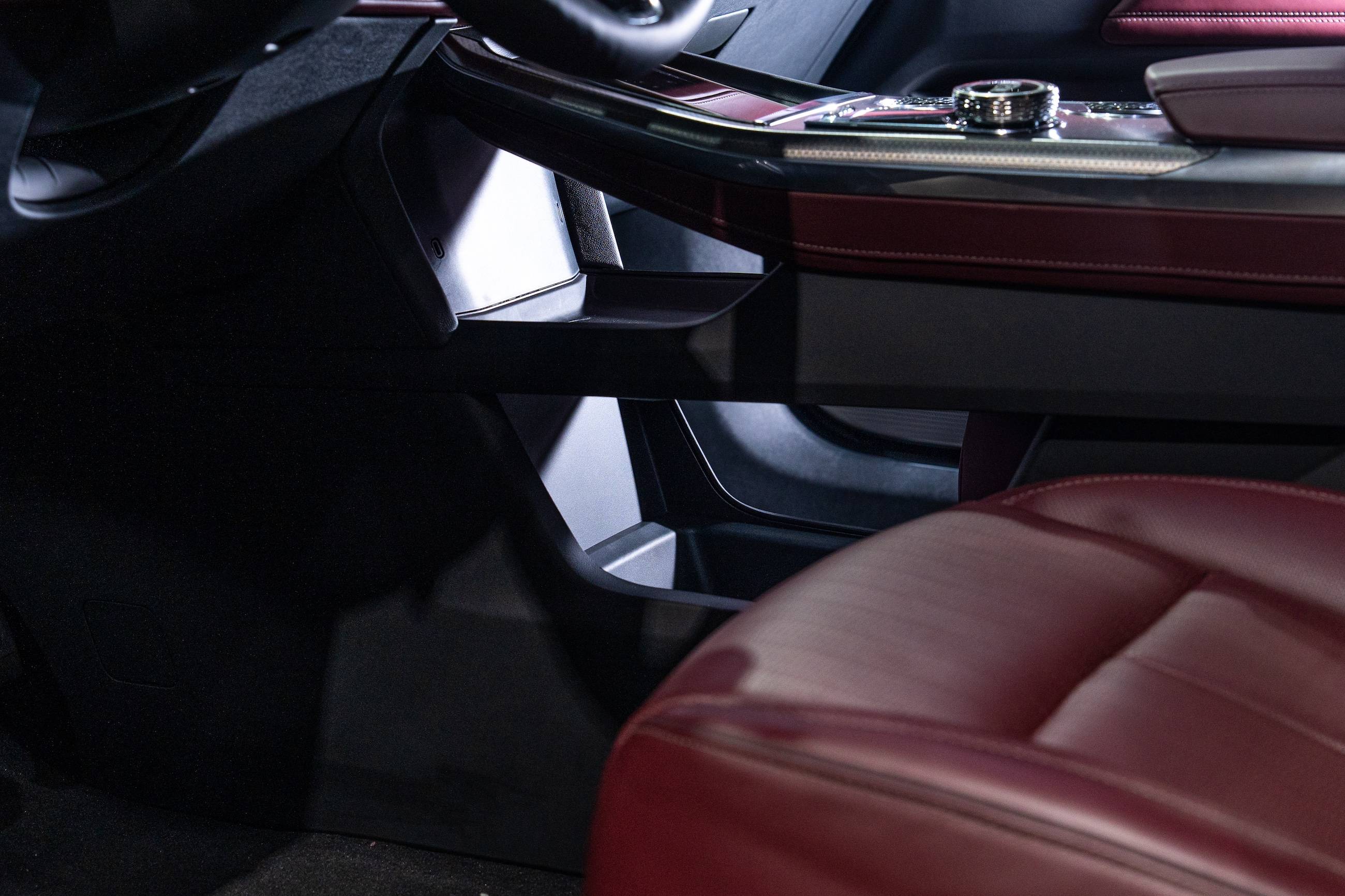 凯迪拉克XT5周年庆典成都举办 解锁三重限时惊喜