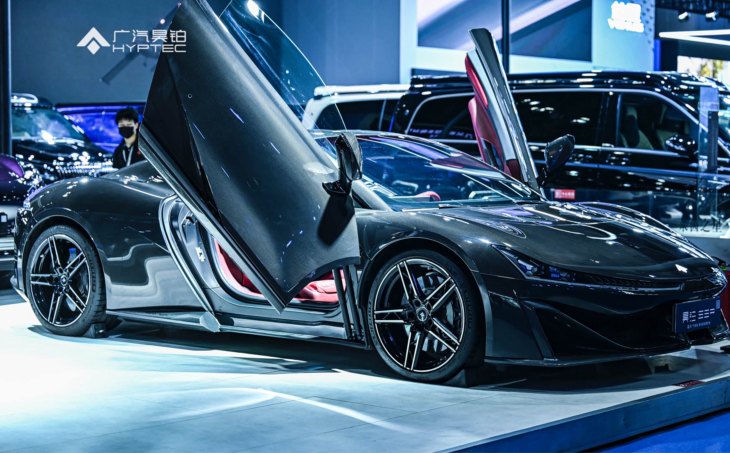 【盖世快讯】成都车展豪华车集体缺席；传一汽红旗明年推出华为全栈解决方案车型