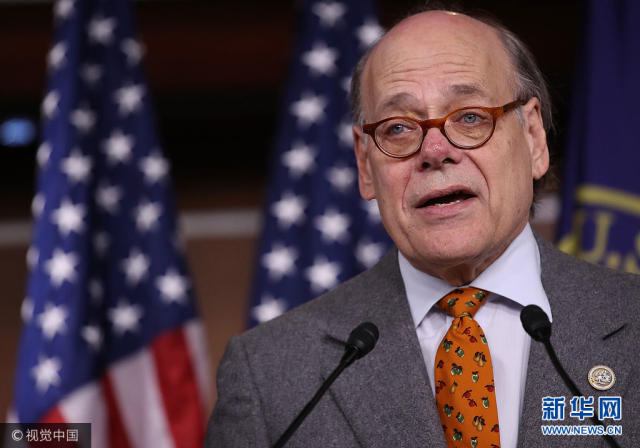 美国民主党议员敦促特朗普：放弃废除车辆排放标准