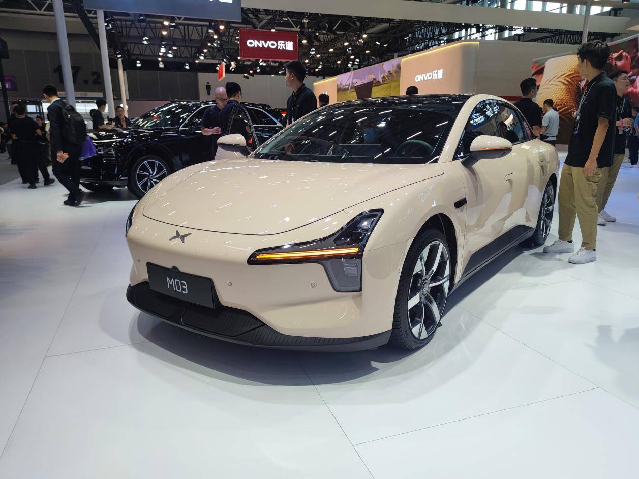 小鹏MONA M03第20万辆整车下线，用时14个月