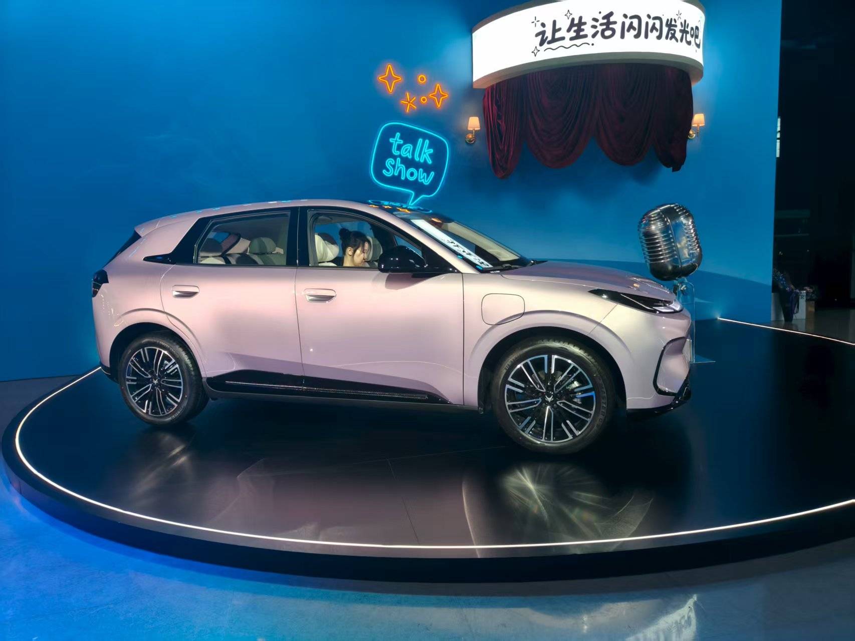 小车“大”作没顾虑，极狐T1上市售 6.28万起