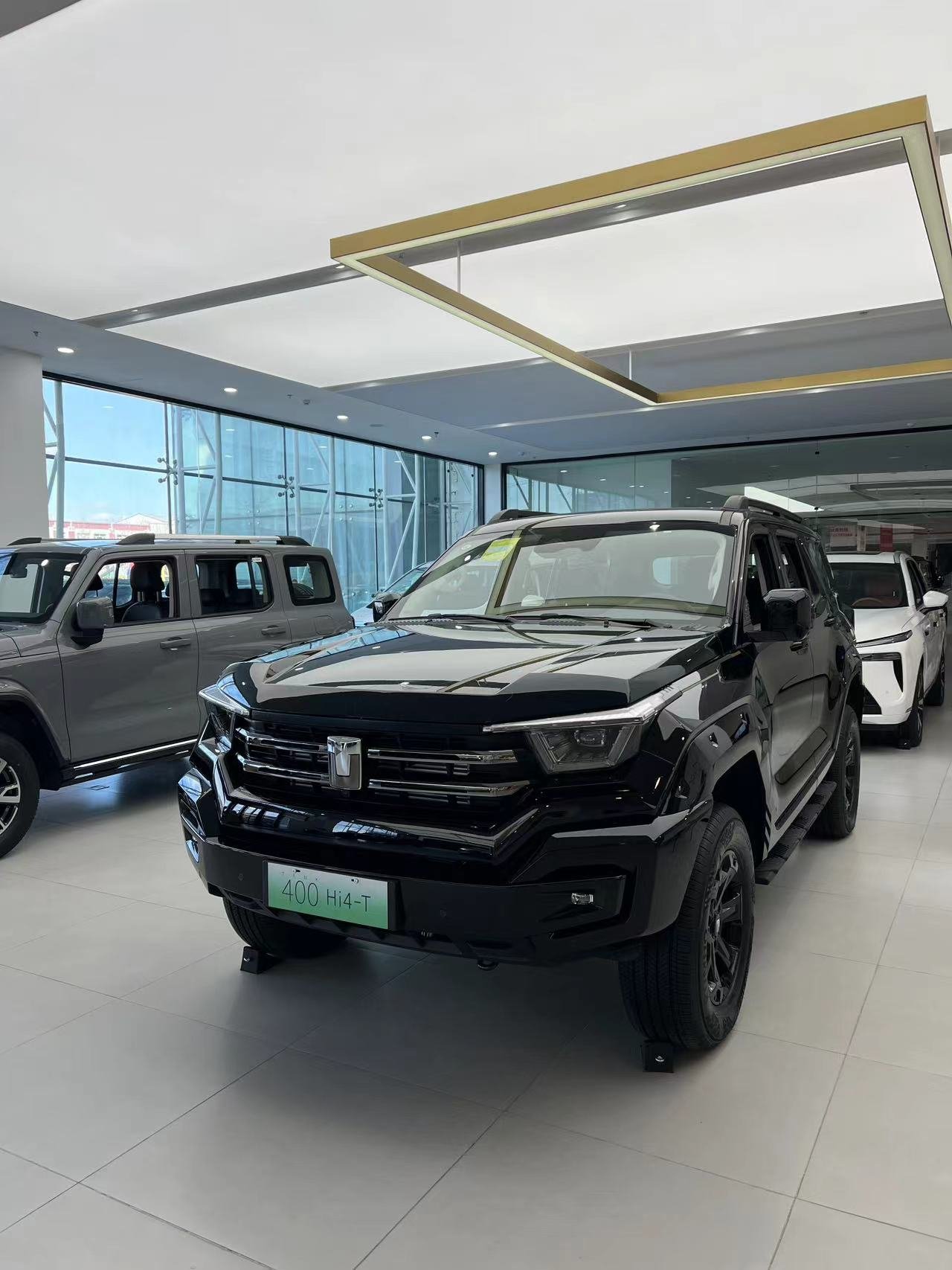 开启潮酷越野新时代 全新坦克400 上市24.98万元起