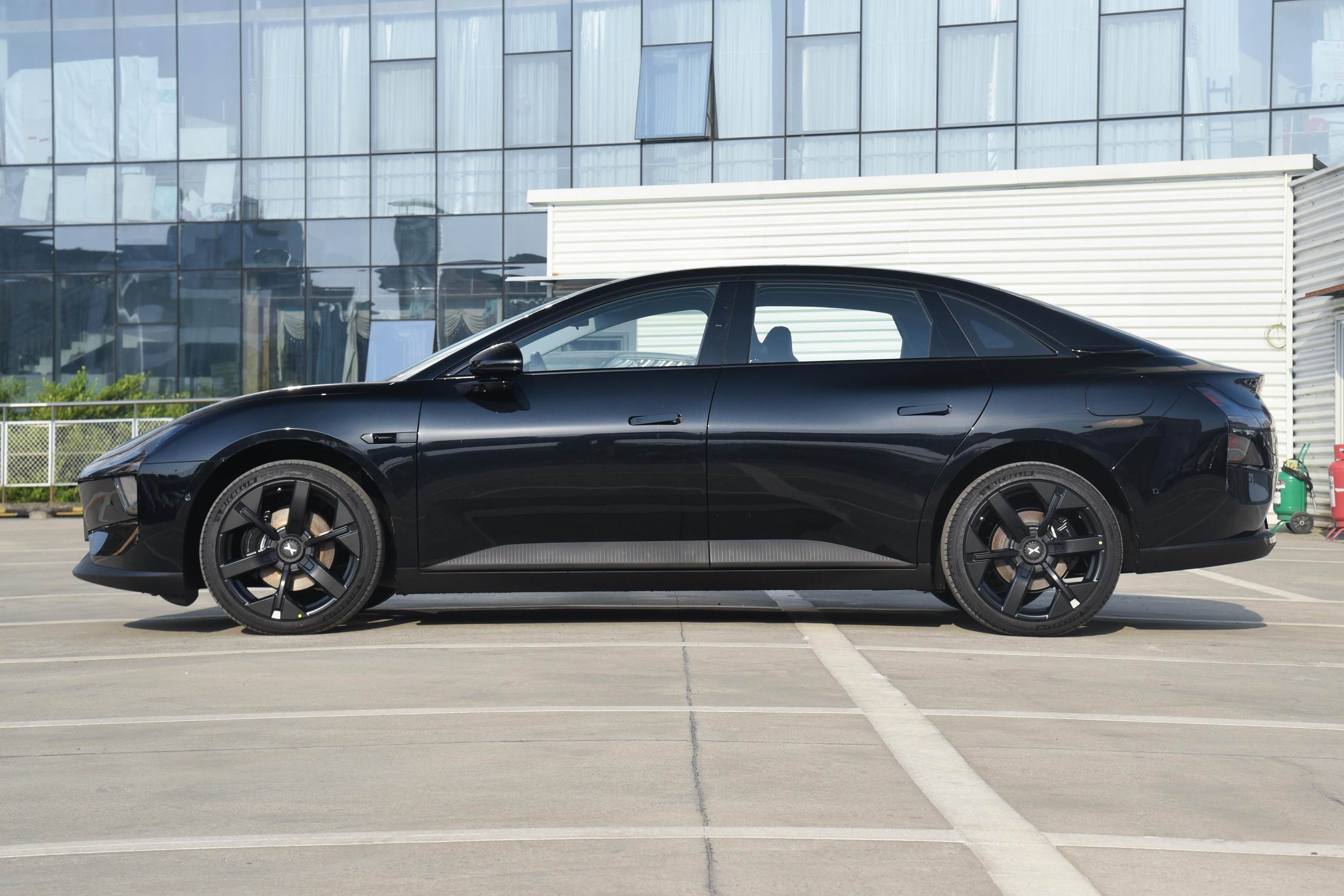 仅用14个月，小鹏MONA M03累计交付突破20万台