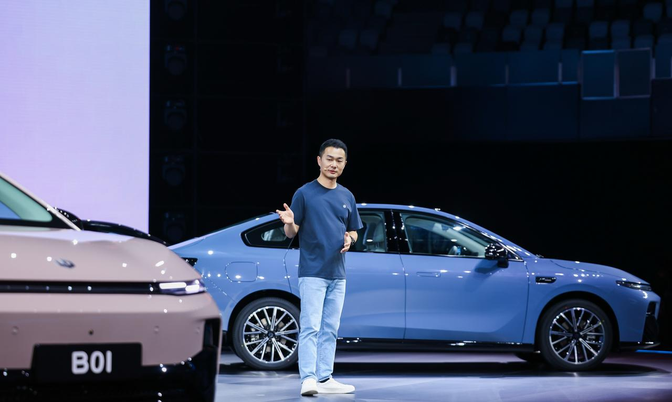 D系列旗舰曝光，零跑离全面“理想化”又进一步