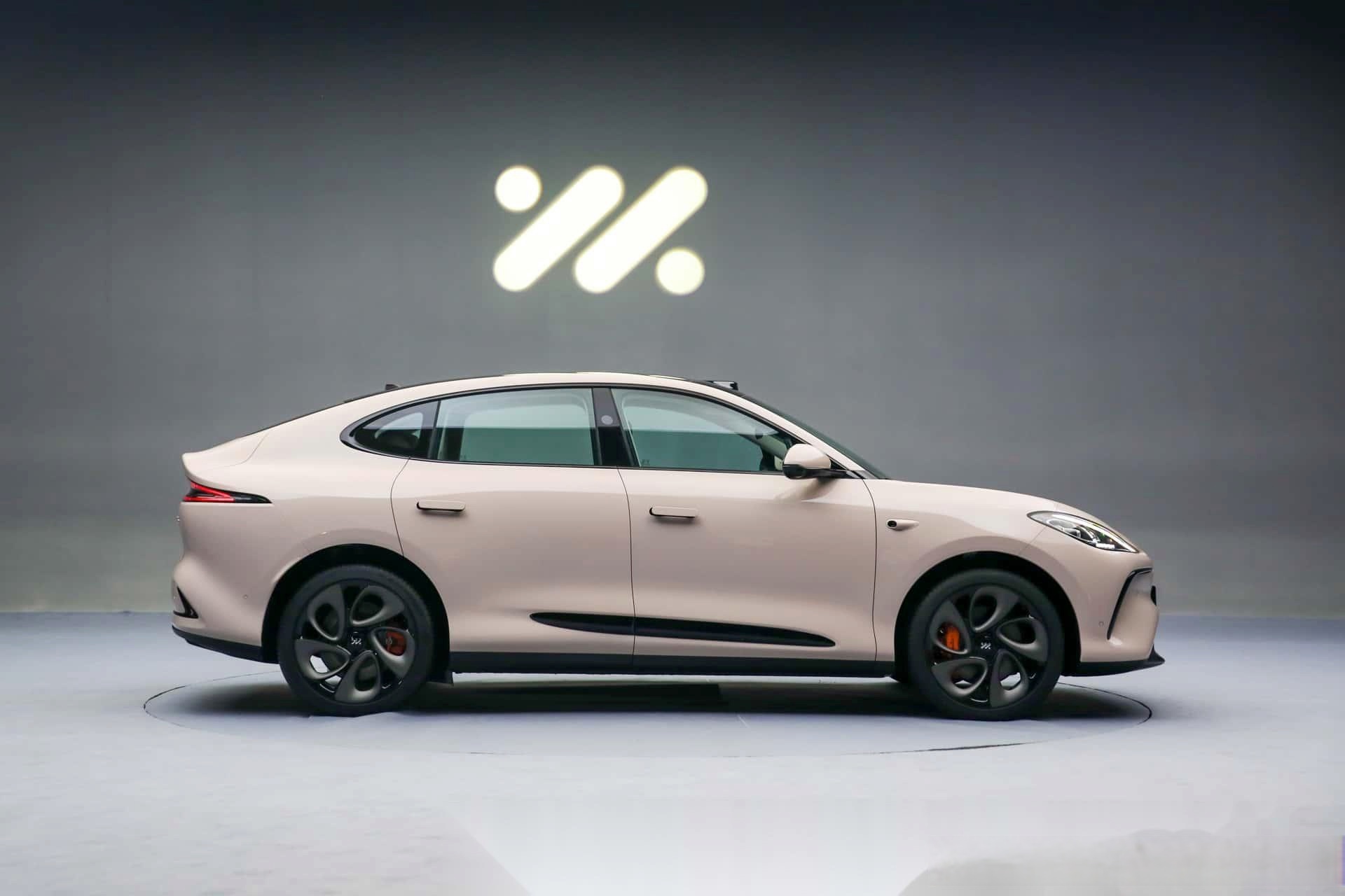 10月出口榜：特斯拉创两年来新高，智己翻十倍暴涨