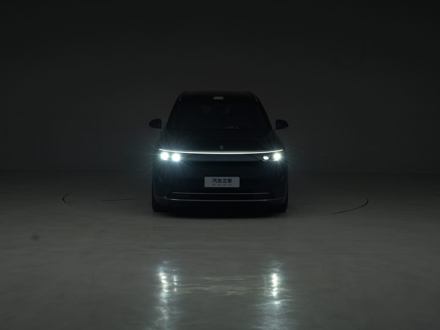 百名车主评新车：2025款AITO问界M8