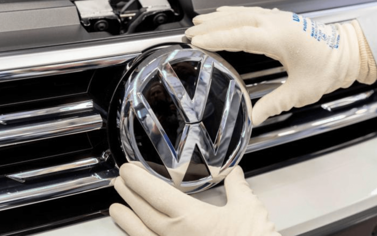 【国际快讯】全球两大涂料巨头宣布合并；传日产因芯片短缺进一步削减九州工厂产量；特斯拉获亚利桑那州网约车运营许可