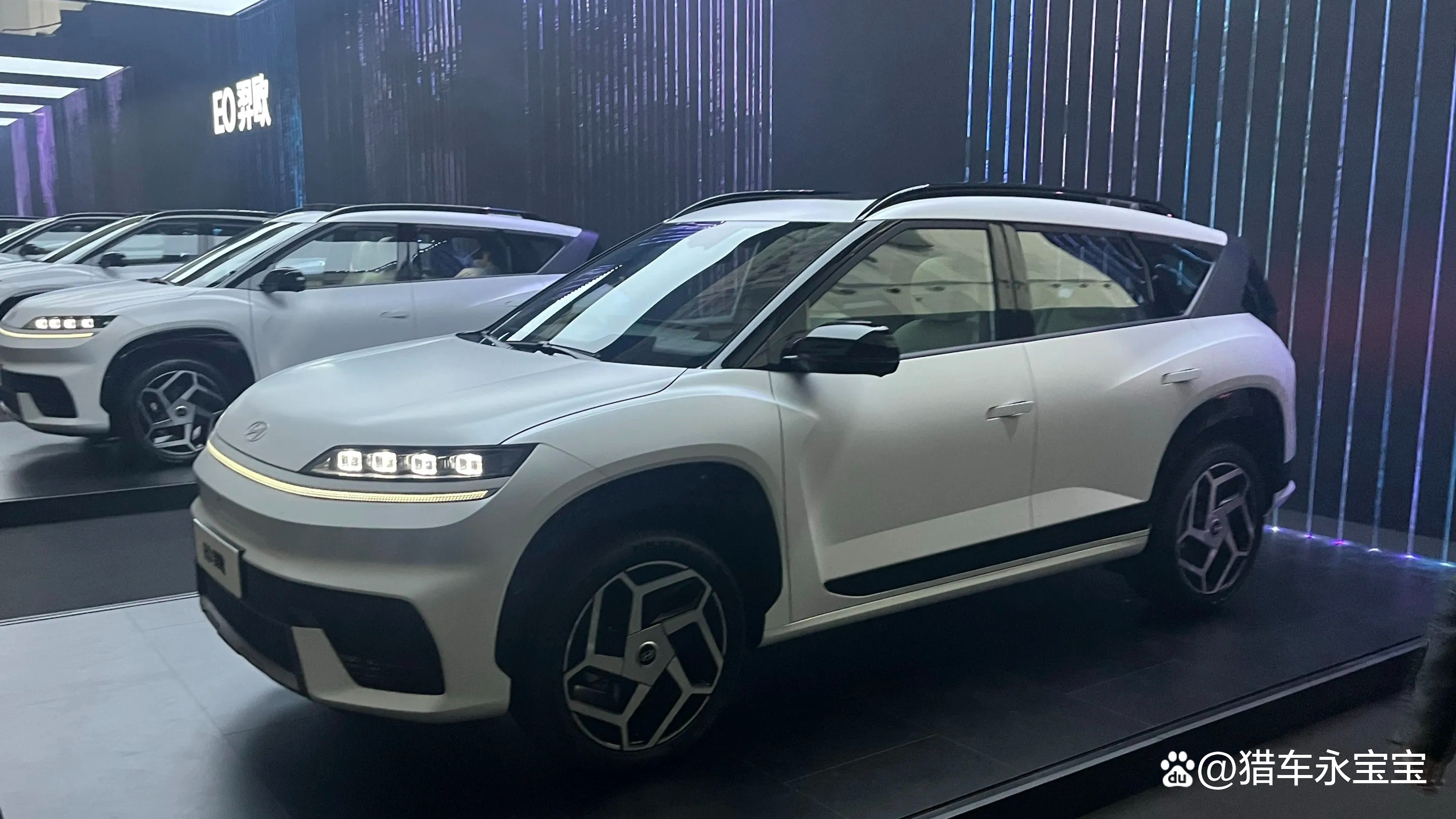首款纯电平台SUV 北京现代EO羿欧预售价13万起