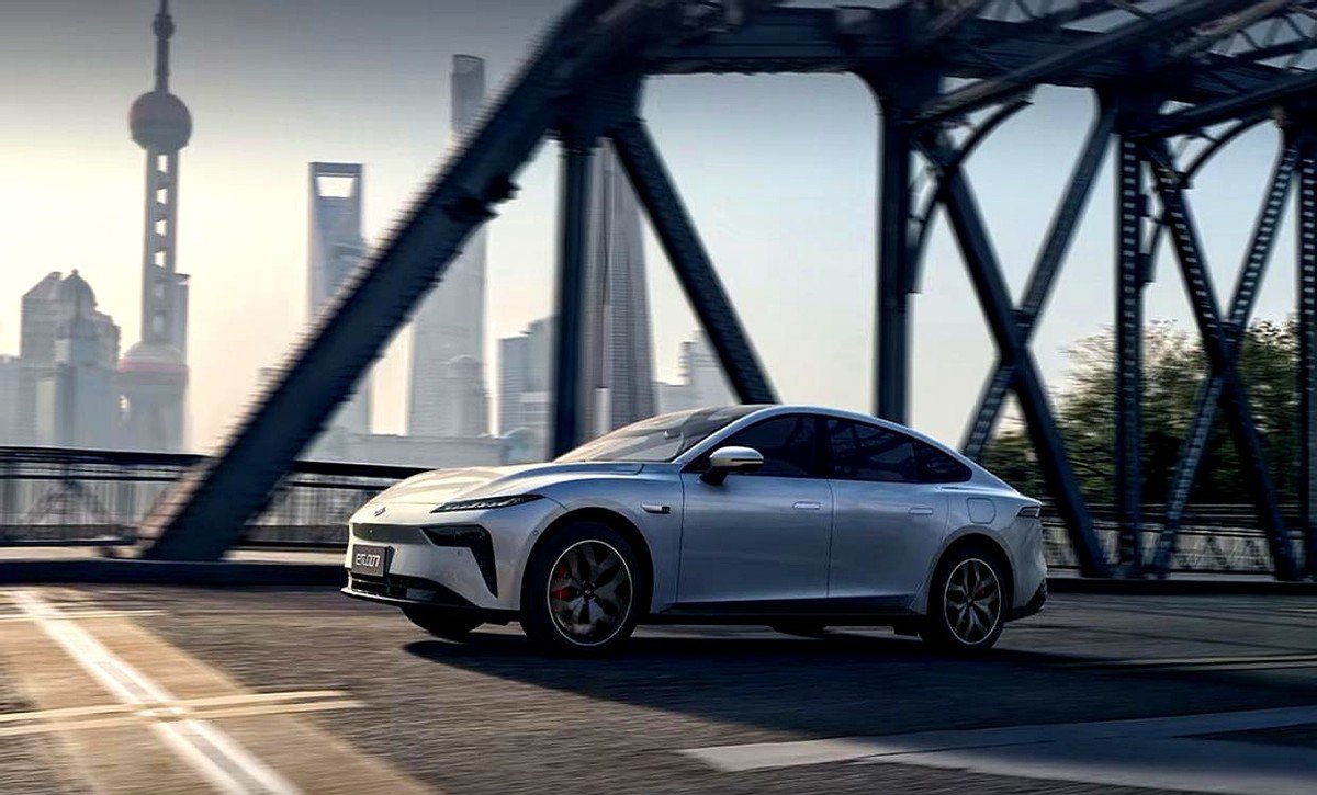 横跨30多年的布局，新能源汽车要收网了