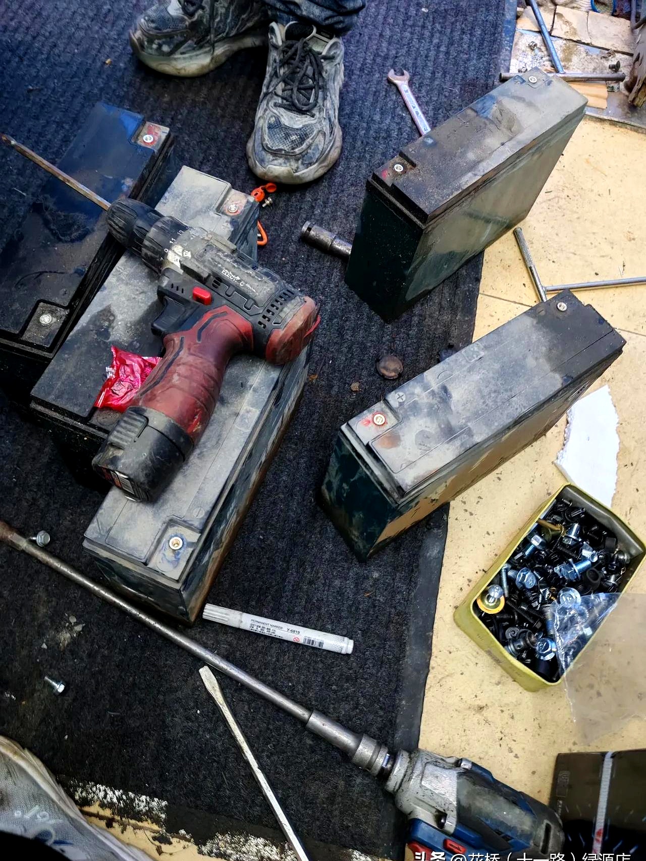 宁德时代在“京东养车”卖电池