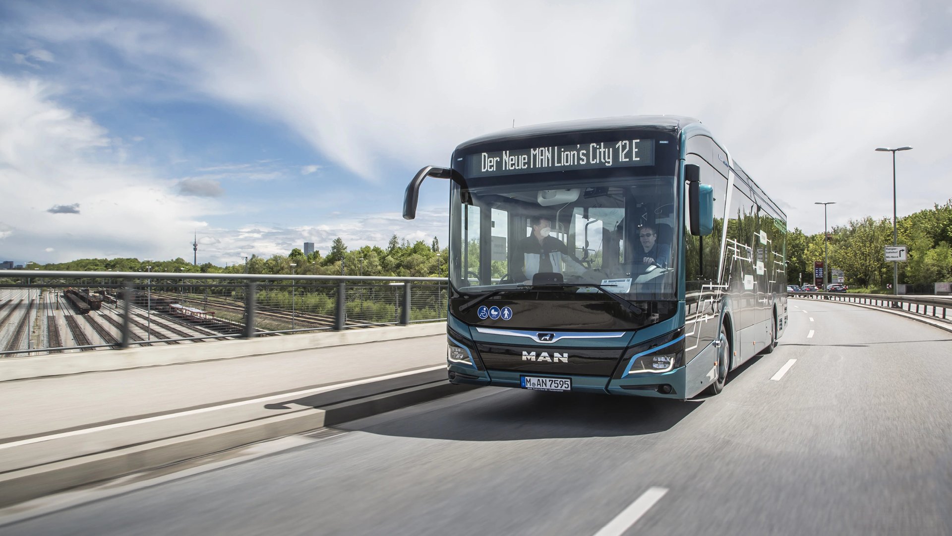 曼恩商用车计划在德国裁员2,300人