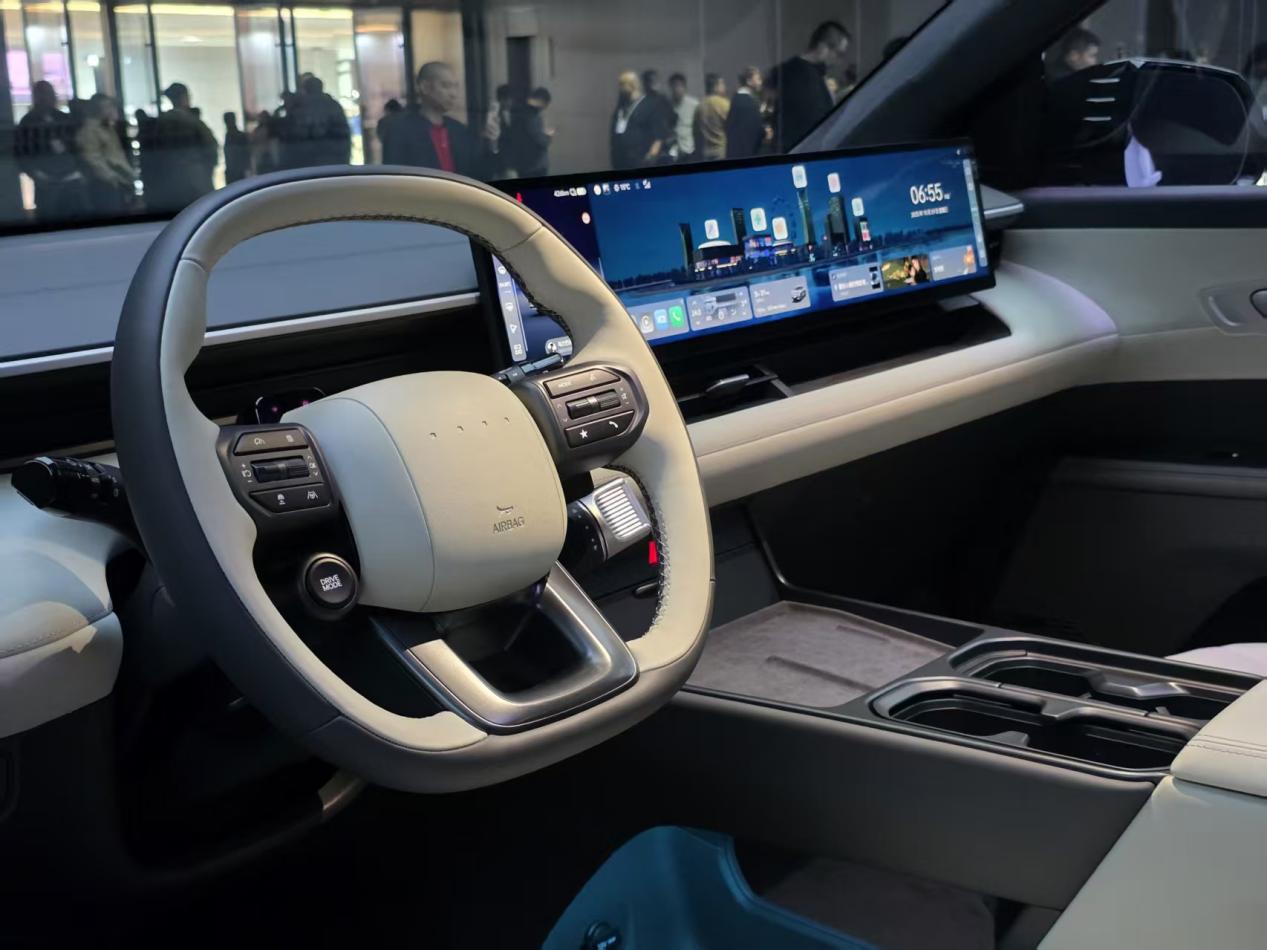 合资“底色”击穿“底价”，北京现代EO羿欧上市11.98万起售