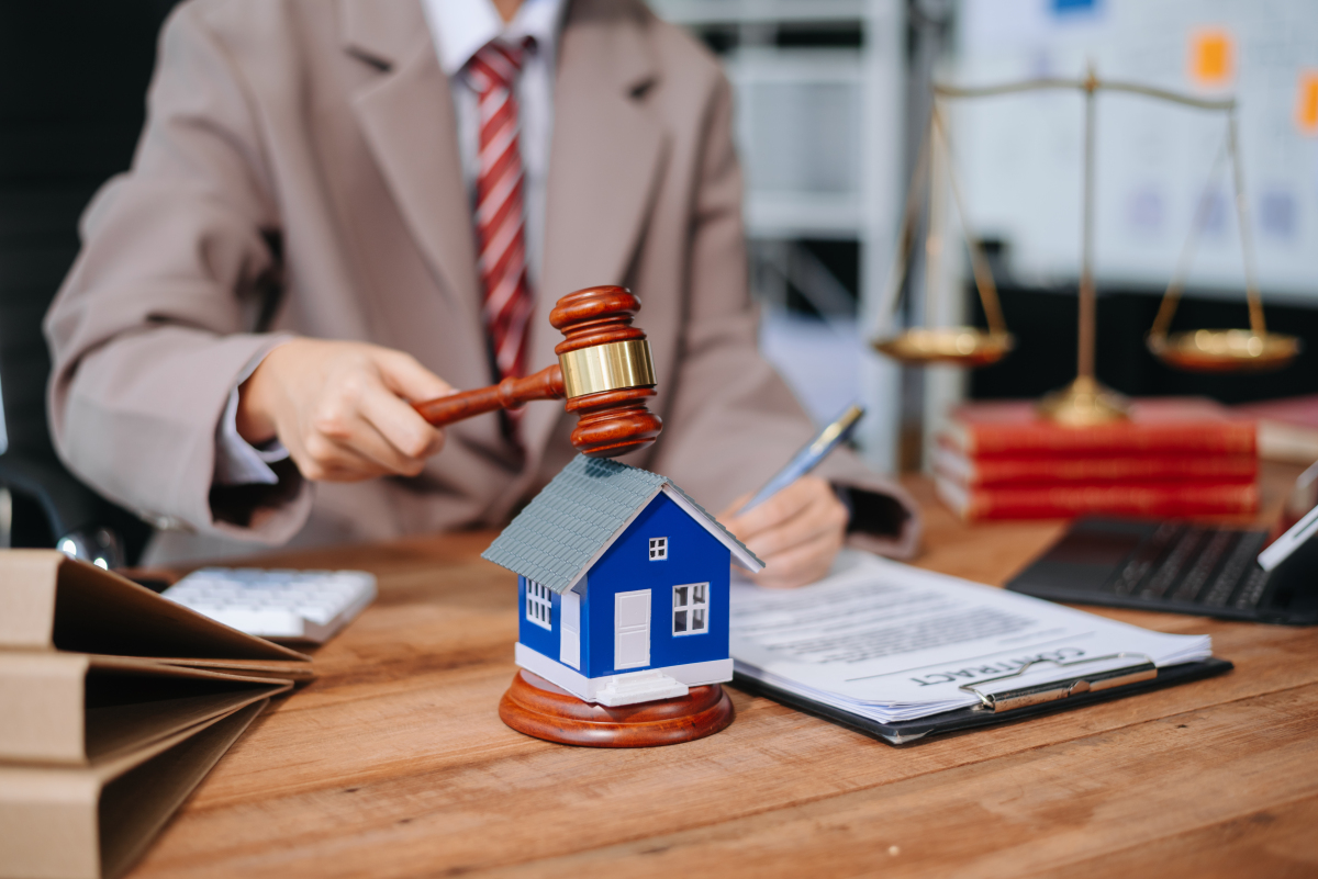 佛瑞亚就资产剥离进程发布声明，将出售部分汽车内饰业务