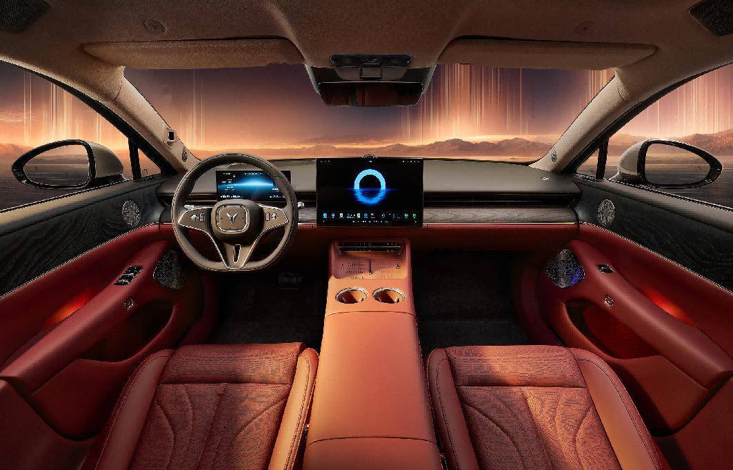 超级开箱｜130km/h极限避险真做到了？首测岚图追光L