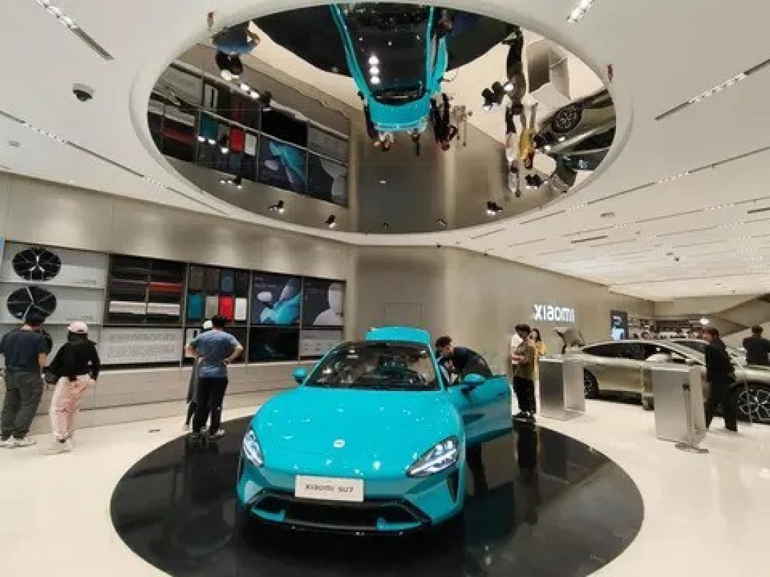 小米汽车“吆喝”卖现车的背后